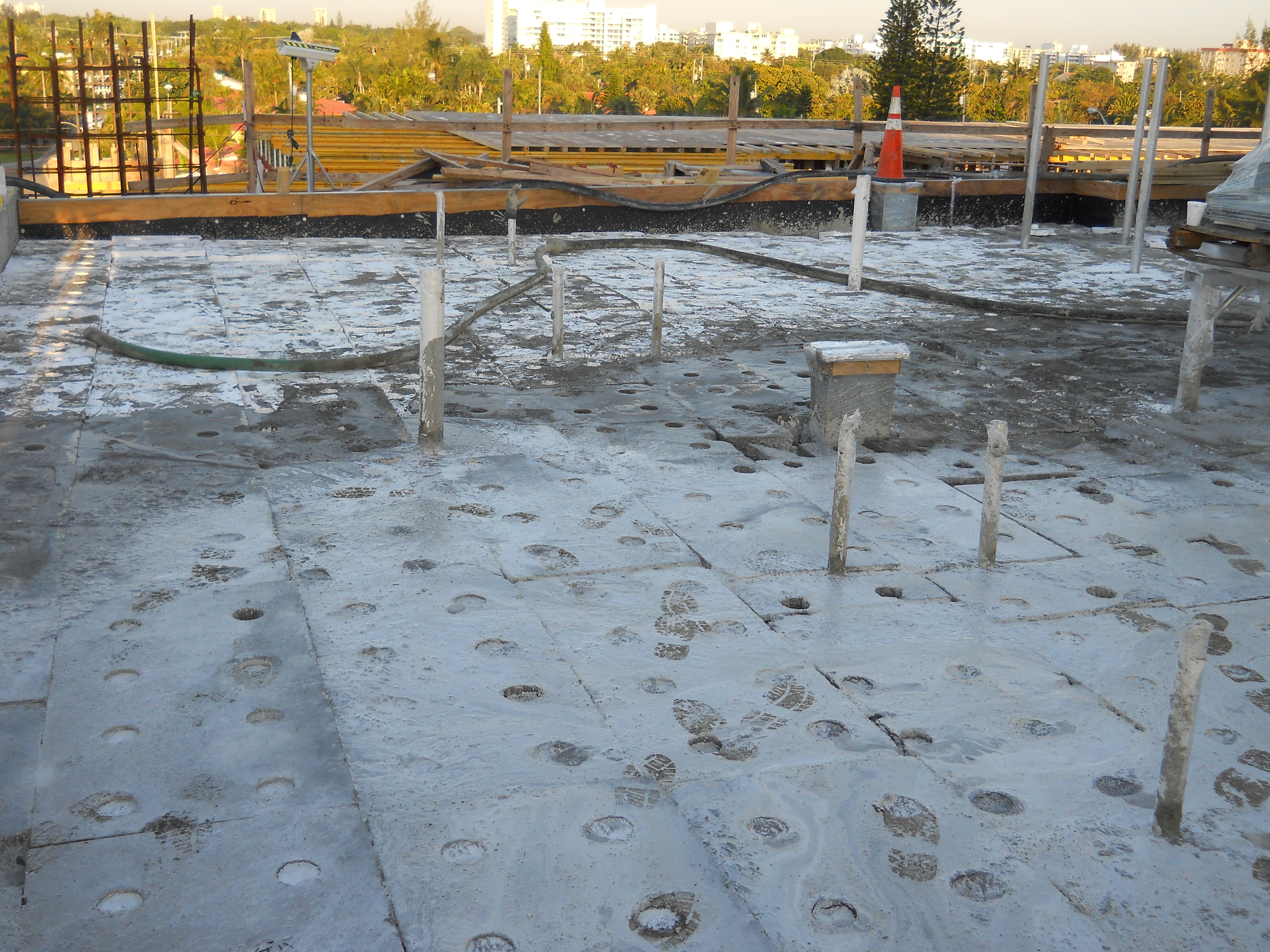 Insulating Lightweight Concrete Commercial Latite Roofing