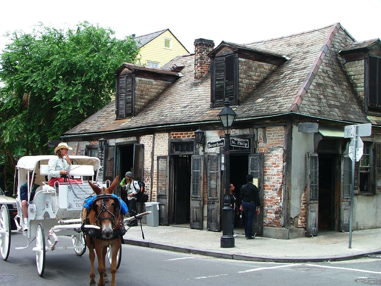 Lafitte's Blacksmith Shop is reportedly the oldest bar building in the U.S.