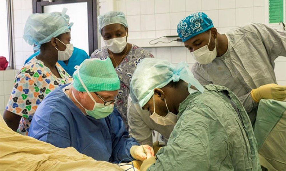 Dr. Veith performs surgery while in Haiti