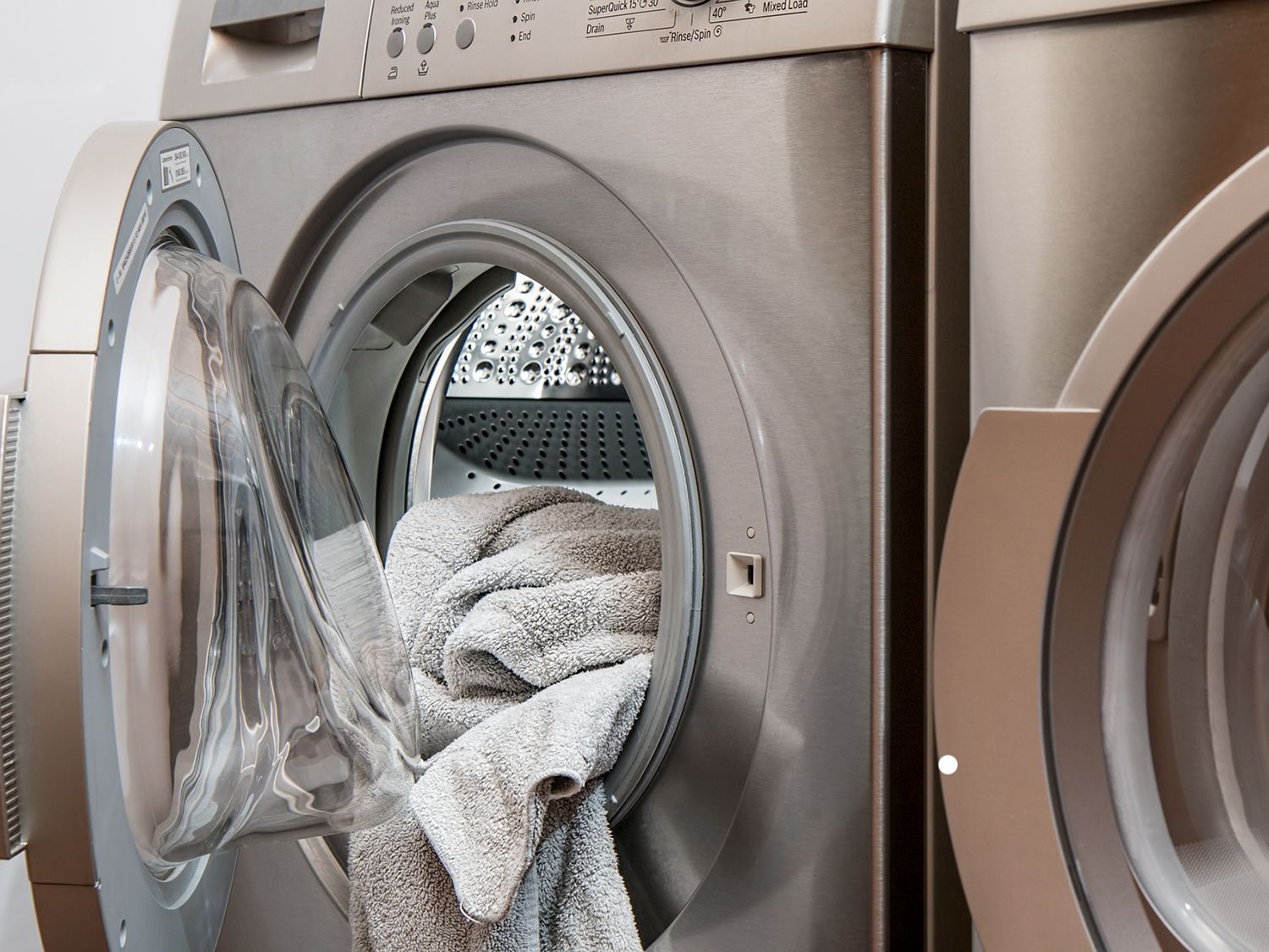 Here's Why It's Probably Time To Clean Your Washing Machine 