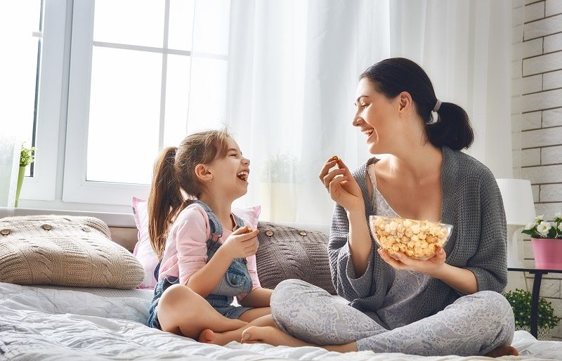 Mom and daughter popcorn