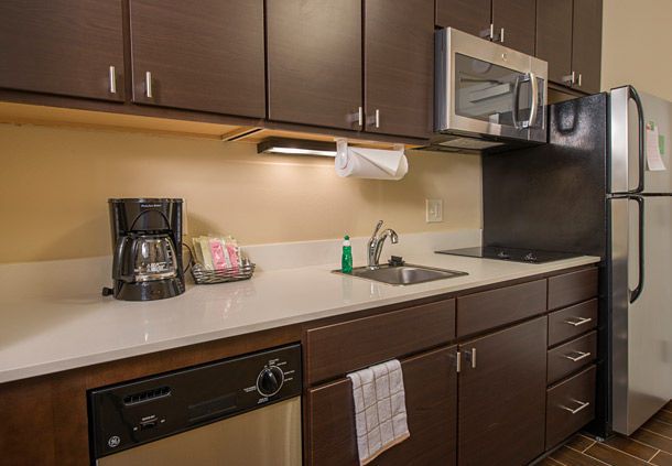 Guestroom Suite Kitchen