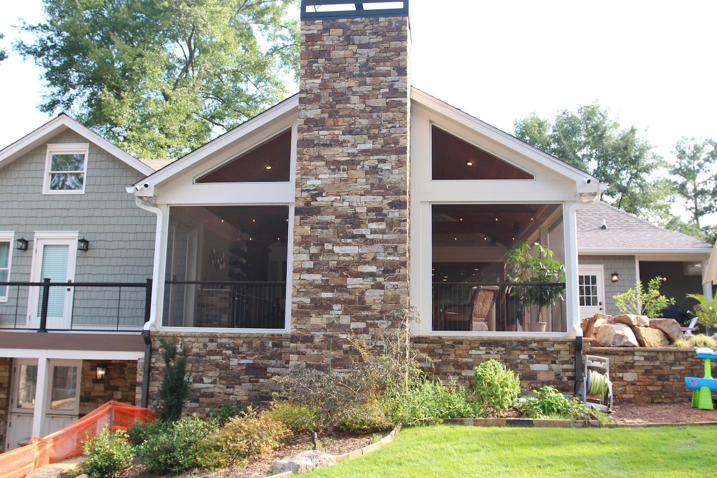  Screened Porch can be converted to a sunroom