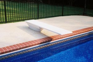 Vinyl Pool With Water Feature