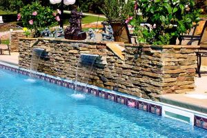 Vinyl Pool with Water Features