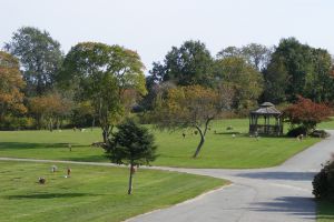 Newport Memorial Park