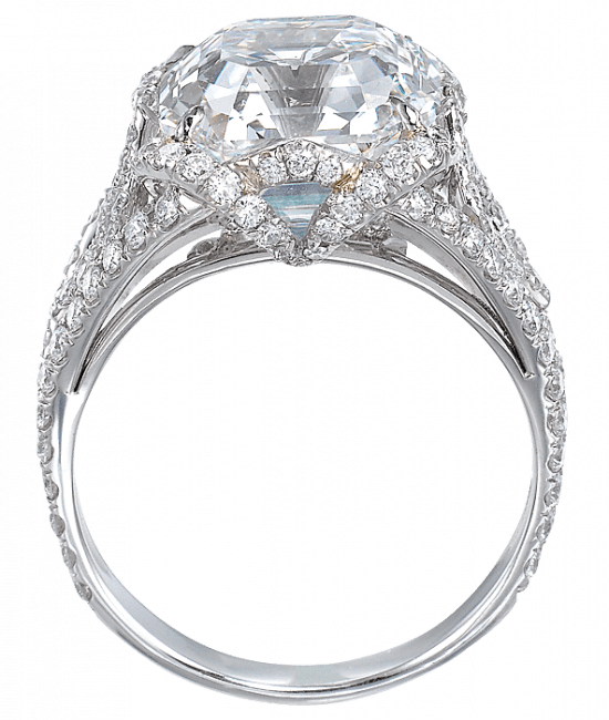 Emerald-Cut Diamond Solitaire