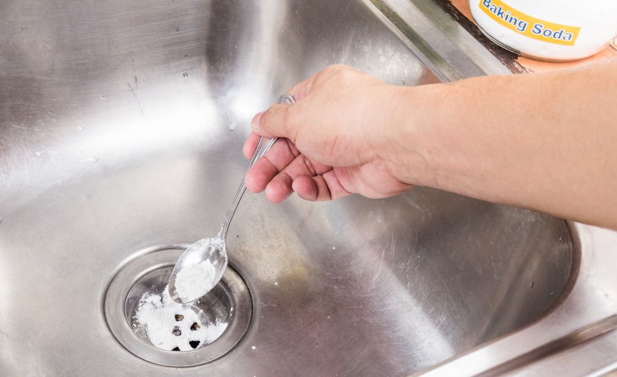 kitchen sink drain smells like sewer