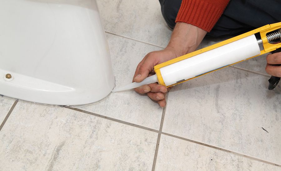 Toilet When Tiling The Bathroom Floor, How To Tile A Bathroom Floor Around A Toilet