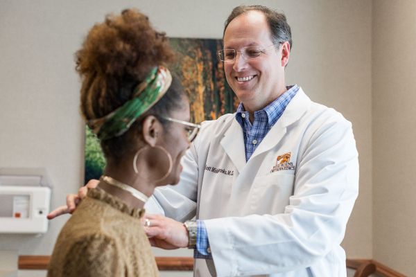 Spine Center: Neck & Back Doctors | Resurgens Orthopaedics