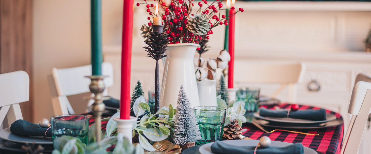 Decking The Halls Easy Decorating Tips To Bring The Holiday Spirit Home Where Y At